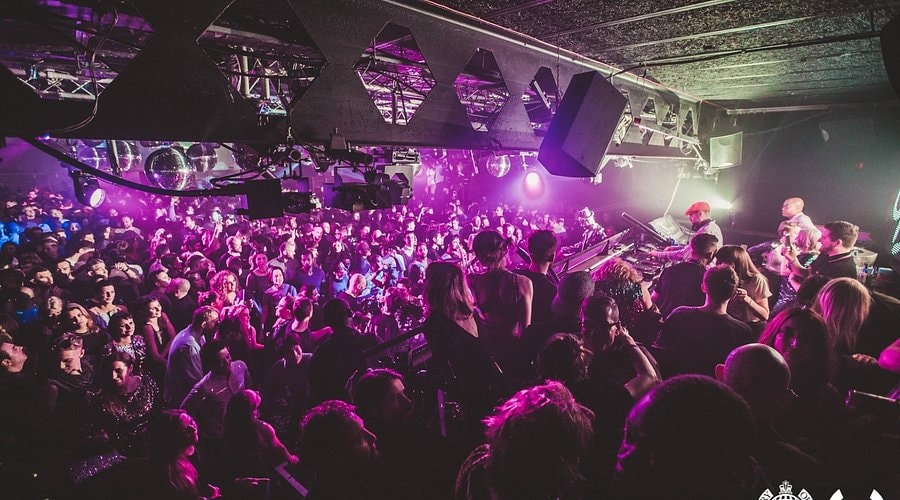 Une intrusion et des dégats au Ministry of Sound London