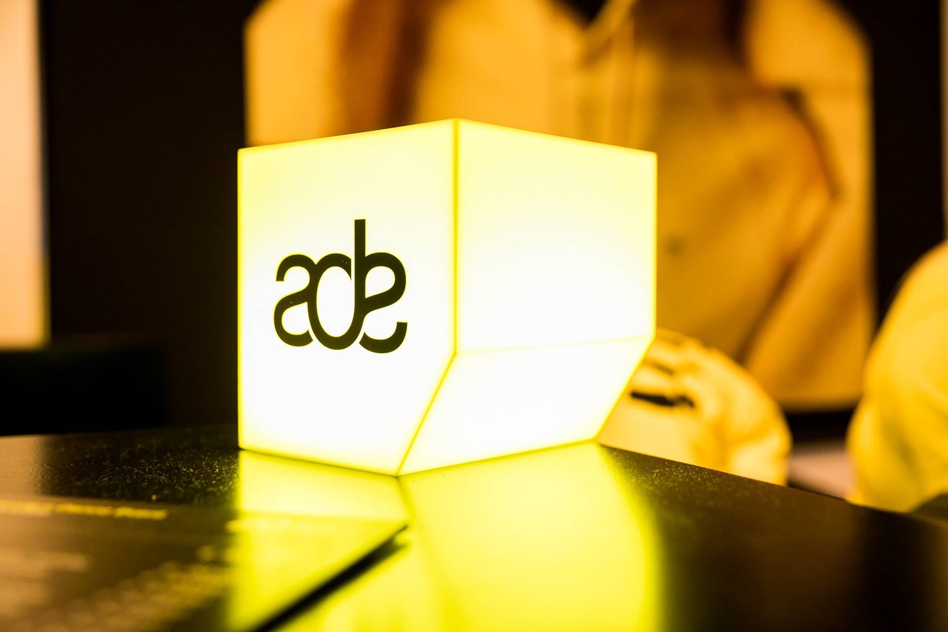 Participez à l’Amsterdam Dance Event en avatar virtuel