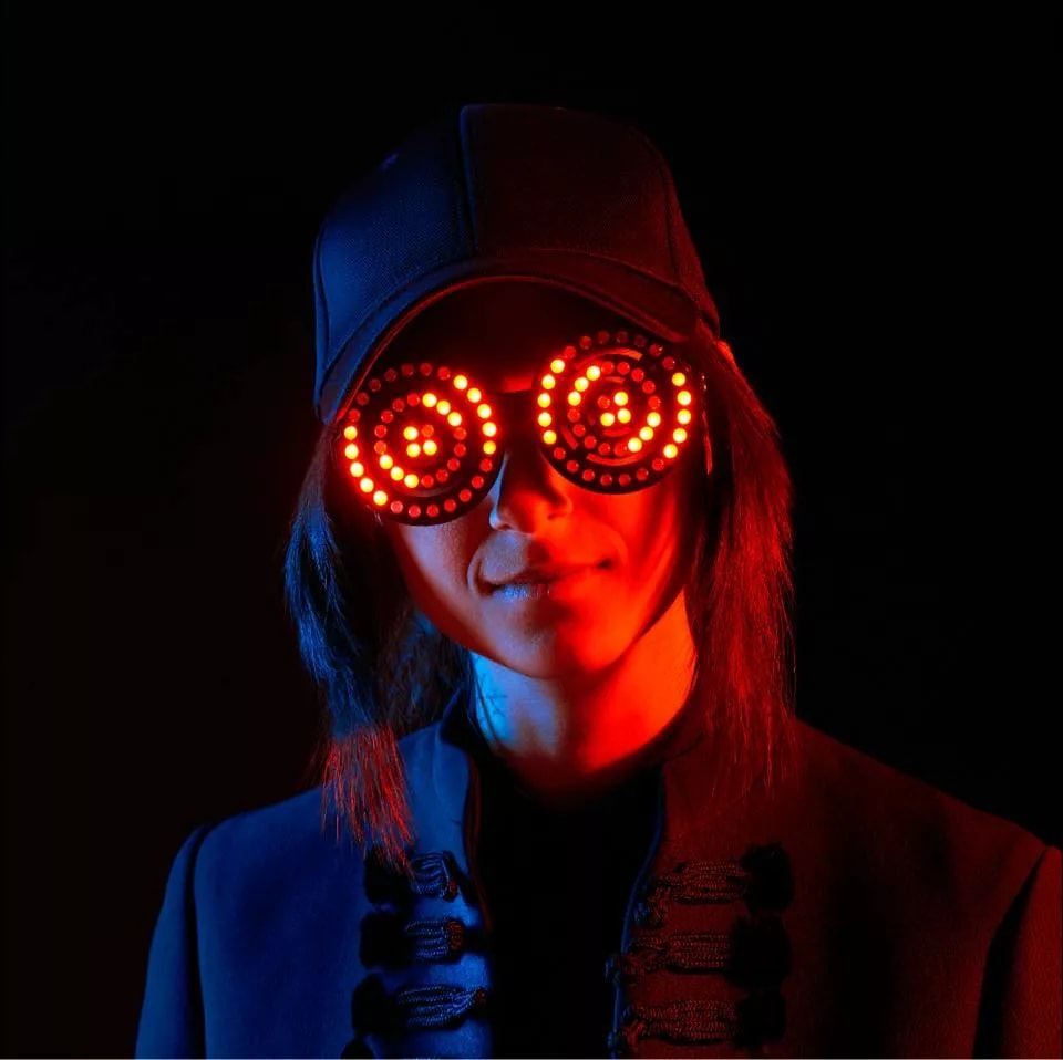 Rezz veut faire vibrer ses fans différement et sort son propre sextoy
