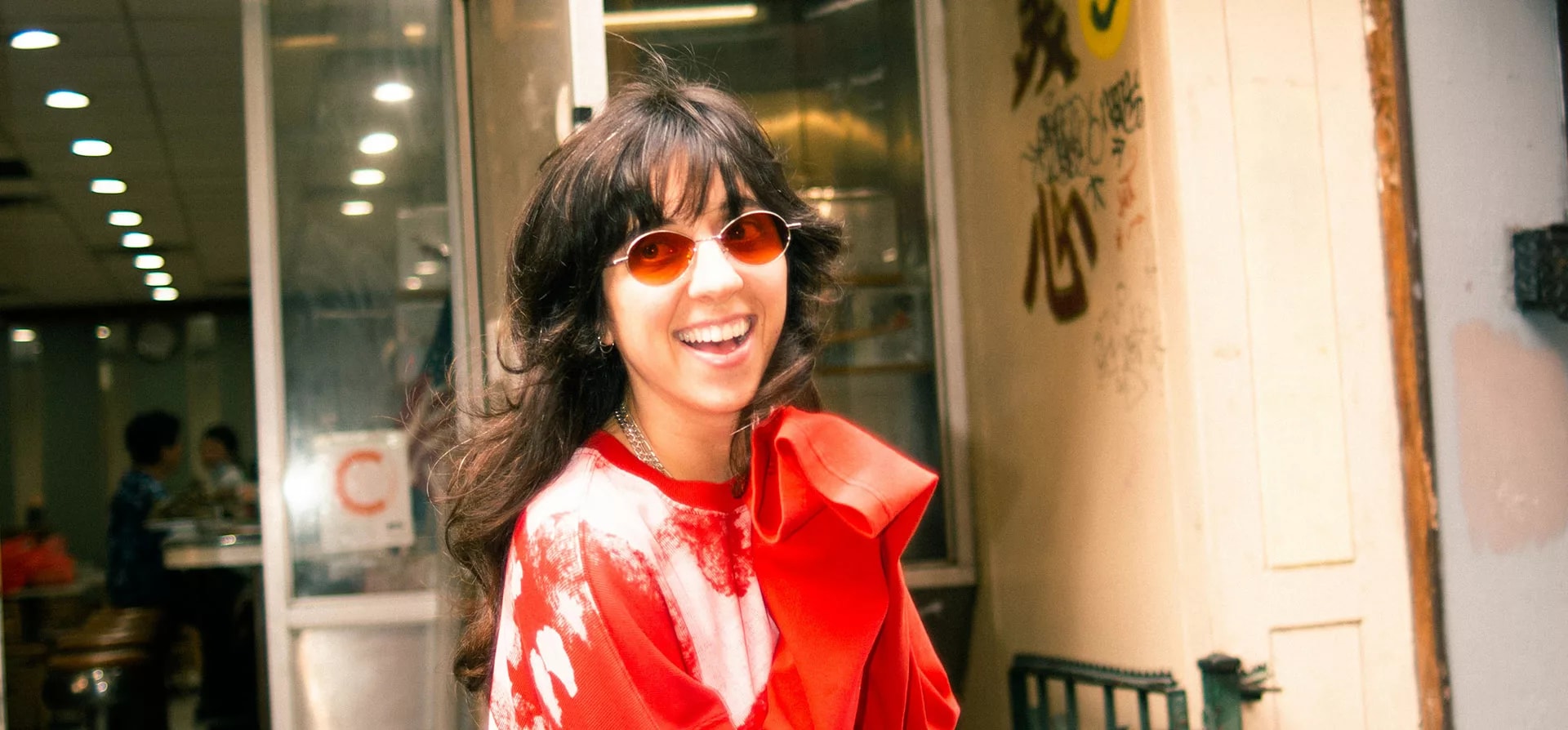 Chloé Caillet lance son label « Smile Records » avec une release