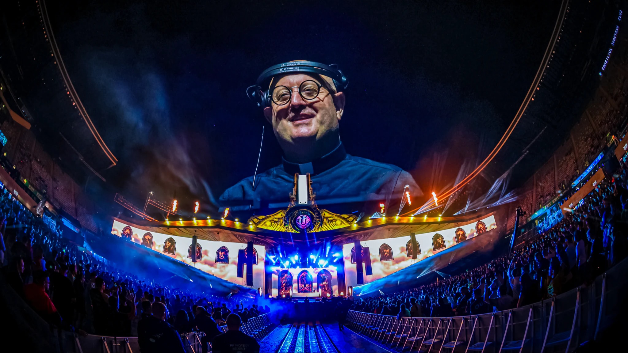 Padre Guilherme à UNTOLD : techno et fado sur la Mainstage